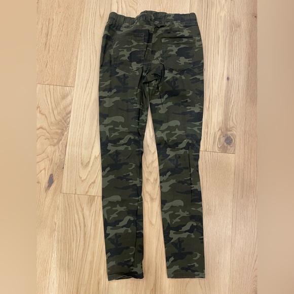 Camo pants - Picture 2 of 3